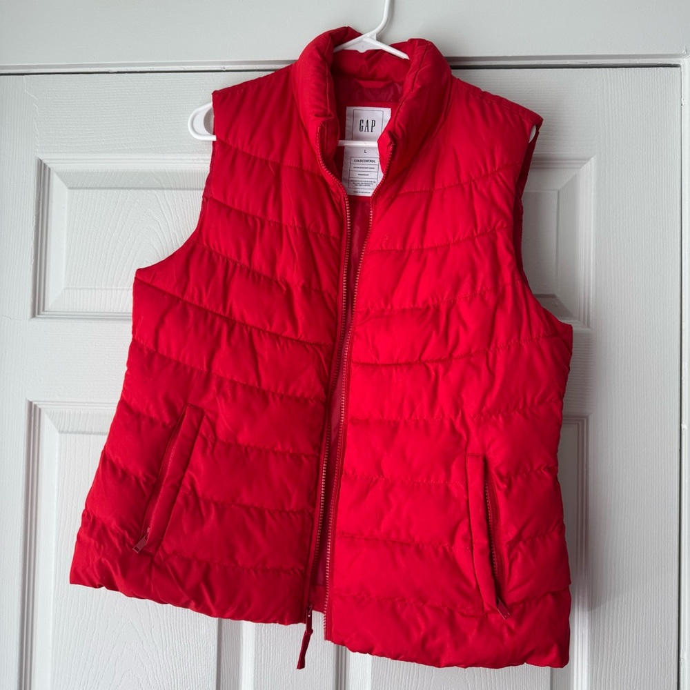 Gap Scarlet Coldcontrol Vest - image 1